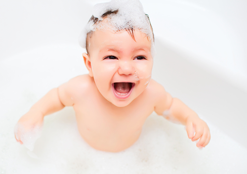 Six Swim Skills Your Child Can learn in the Bath tub