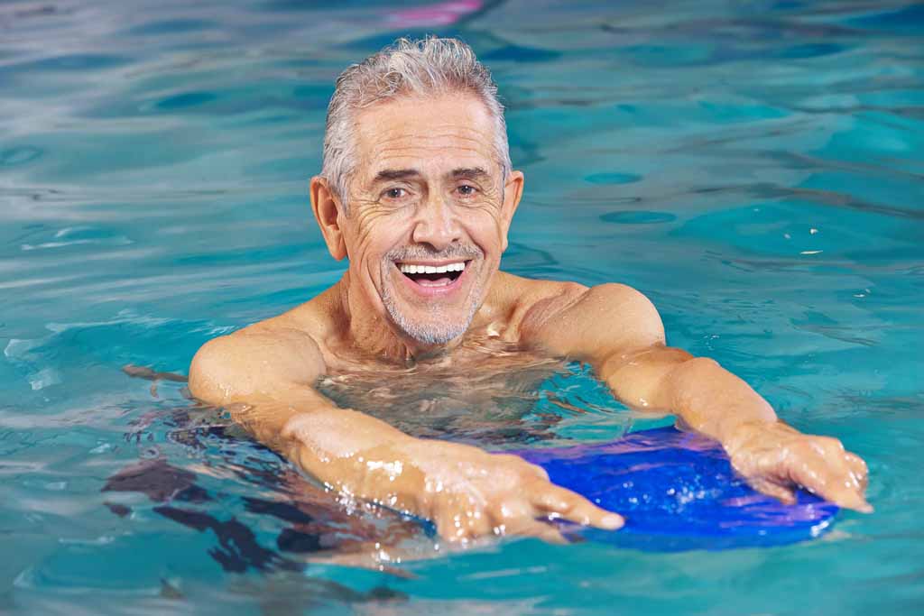 Adult Swimming Lessons - Learn to Overcome Fear of Water